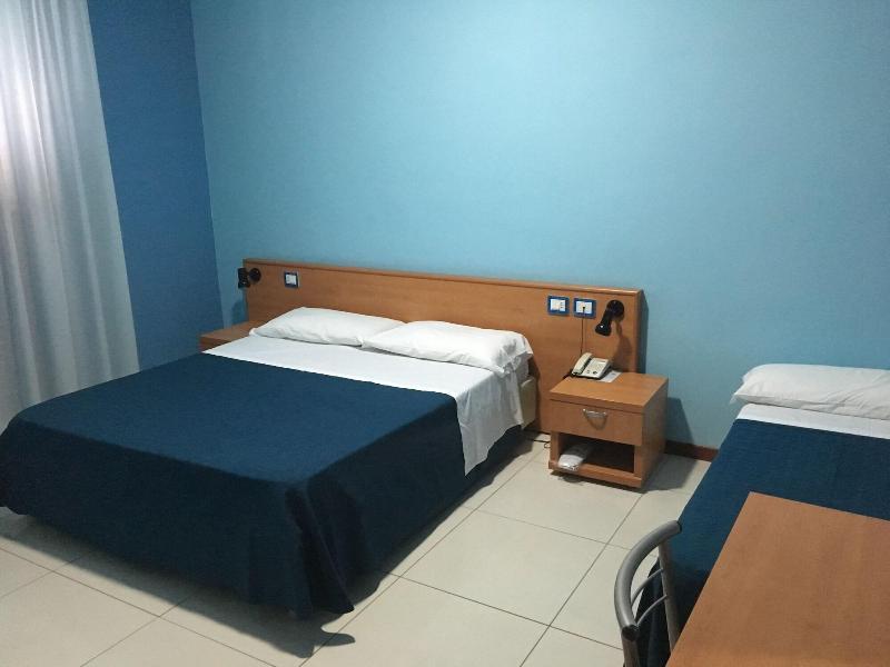 סן ניקולה ארצ'לה Hotel Villa Principe מראה חיצוני תמונה